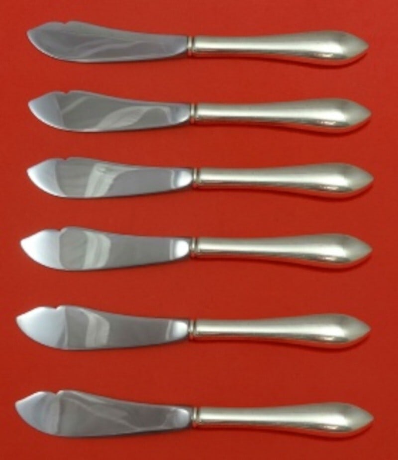 Dominick & Haff Pointed Antique Sterling Silver Trout Knife Set 6pc: Dominick & Haff Pointed Antique Sterling Silver Trout Knife Set 6pc This exquisite 6-piece trout knife set features the elegant Pointed Antique pattern by Dominick & Haff. Each piece is crafted from h