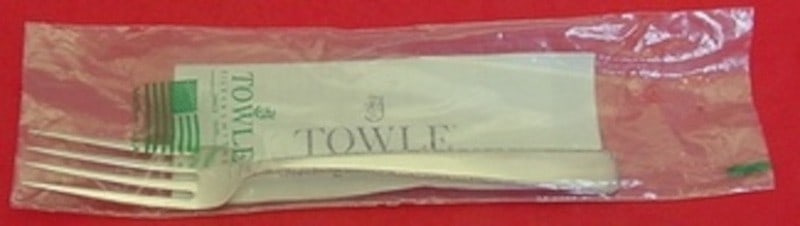 Sterling Silver Regular Fork 7.25 Inch Old Lace Pattern Factory Sealed: Sterling Silver Regular Fork 7.25 Inch Old Lace Pattern Factory Sealed This is a Towle Old Lace pattern regular fork crafted from sterling silver. The fork measures 7 1/4 inches and is factory sealed