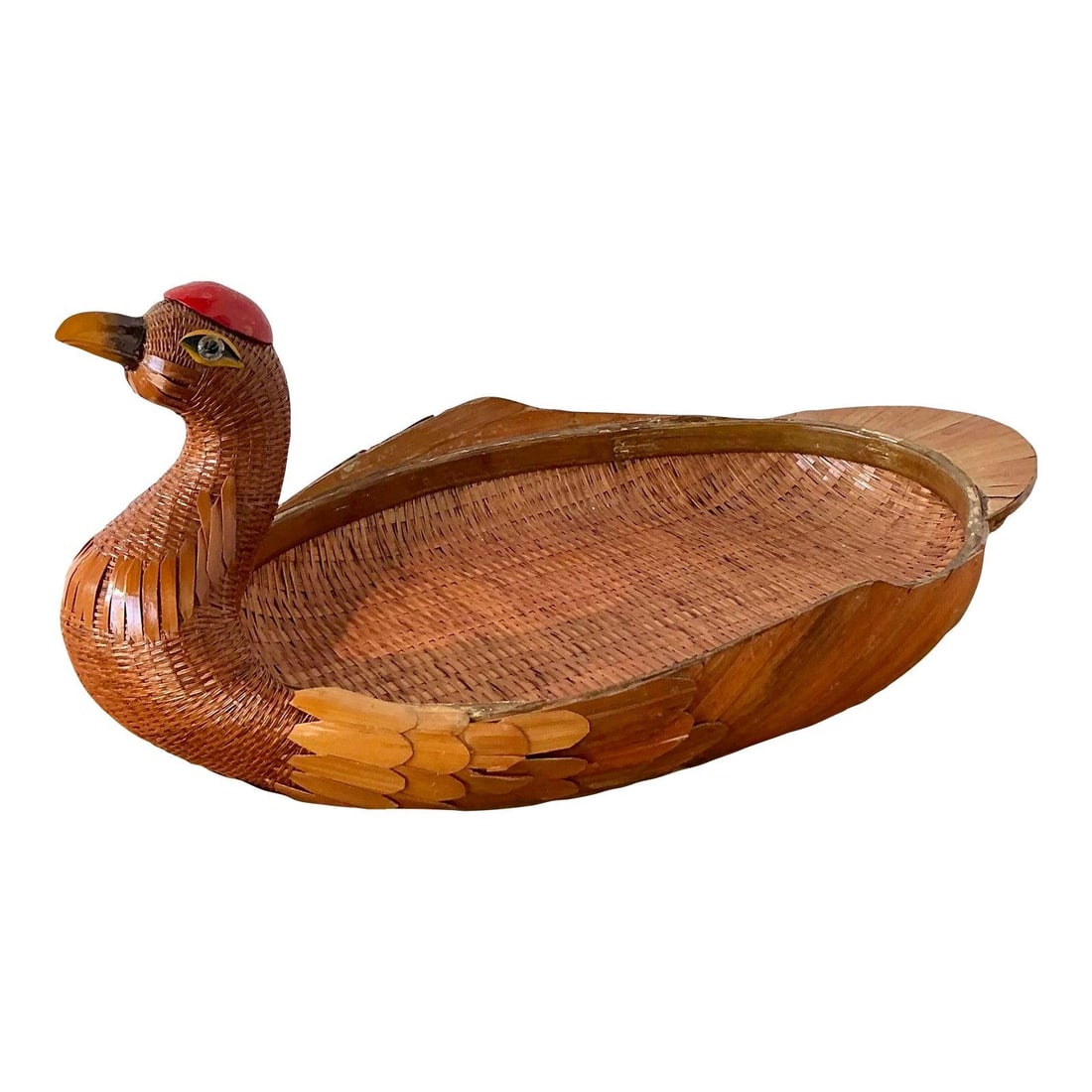 Handwoven Rattan Duck Basket with Shanghai Weave Boho Chic Decor: Handwoven Rattan Duck Basket with Shanghai Weave Boho Chic Decor This vintage wicker duck tray showcases the intricate Shanghai weave technique, highlighting skilled artisanal craftsmanship. The ratta