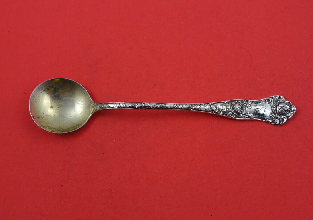 Shiebler American Beauty Sterling Silver Chocolate Muddler Gold Wash 7 1/4": Shiebler American Beauty Sterling Silver Chocolate Muddler Gold Wash 7 1/4" Discover the elegance of the American Beauty chocolate muddler crafted by Shiebler. This exquisite piece, part of the renown