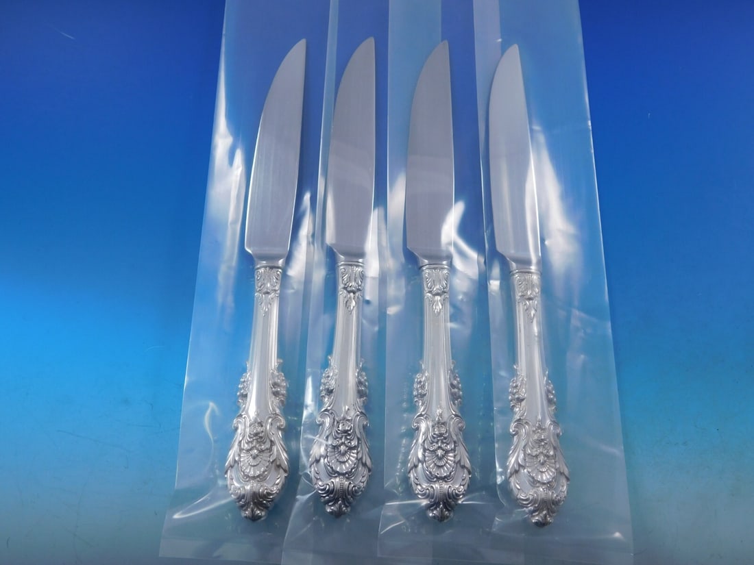 Wallace Sir Christopher Sterling Silver Steak Knife Set of 4 8 3/4": Wallace Sir Christopher Sterling Silver Steak Knife Set of 4 8 3/4" Enhance your dining experience with this exquisite set of four steak knives from the Sir Christopher pattern by Wallace. Each knife 