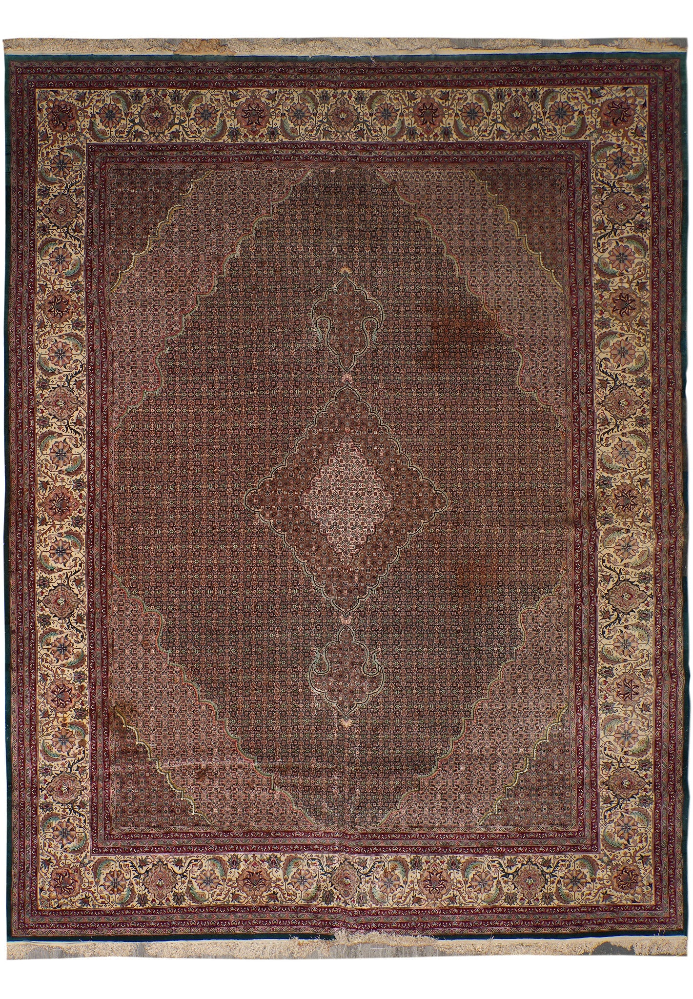 13.3 x 16.6 Fine Wool and Silk on Silk Mahi Tabriz Rug Green: 13.3 x 16.6 Fine Wool and Silk on Silk Mahi Tabriz Rug Green Free continental US Shipping This fine Mahi Tabriz rug features a green field with a central medallion, intricate floral motifs, and detail