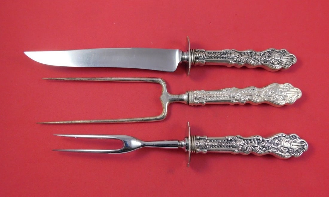 Gorham Versailles Sterling Silver 3pc Roast Carving Set: Gorham Versailles Sterling Silver 3pc Roast Carving Set Elevate your dining experience with this exquisite Versailles by Gorham Sterling Silver Roast Carving Set. Crafted between 1850 and 1899, this 3