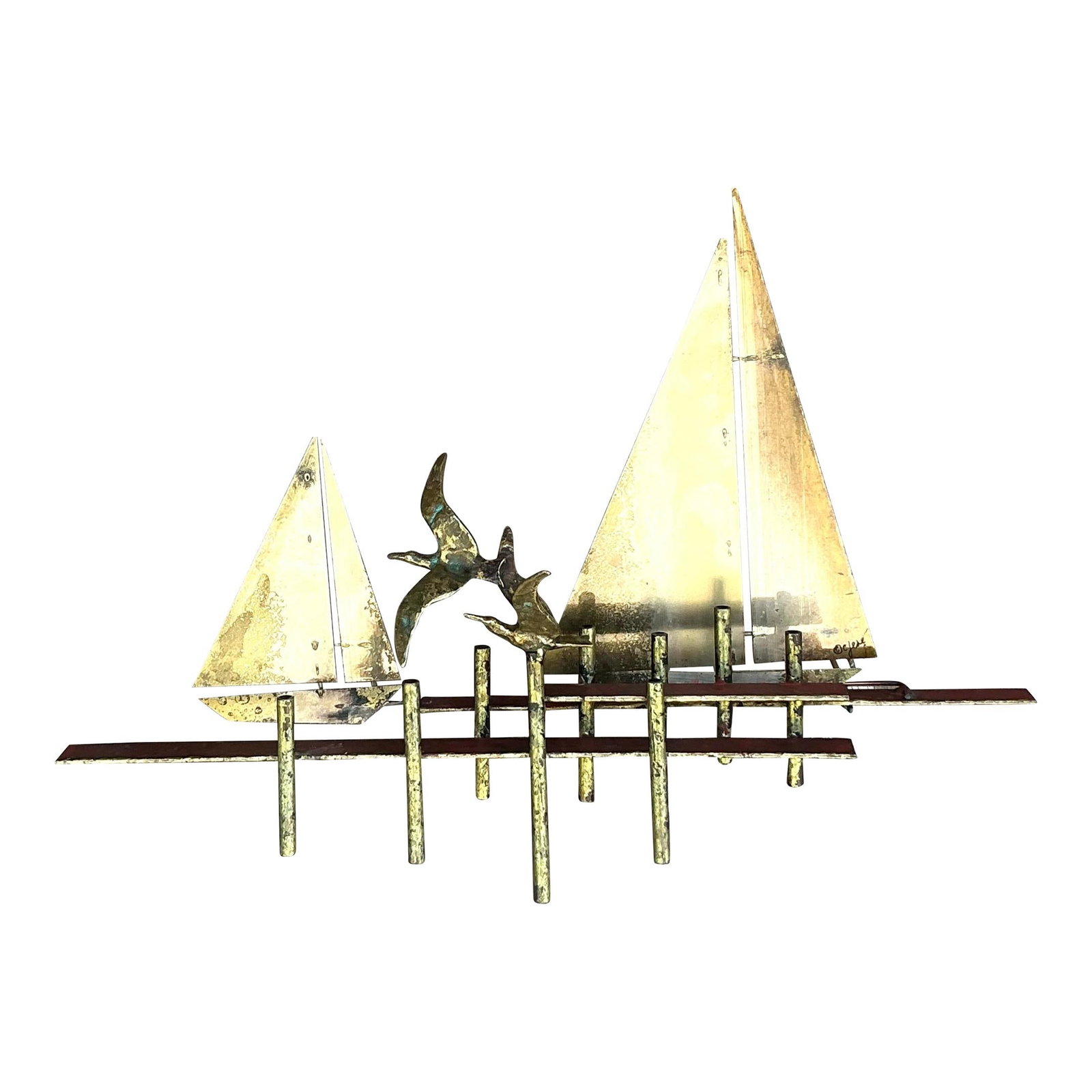 Vintage Curtis Jere Sailboat Wall Sculpture Brass Art 22": Vintage Curtis Jere Sailboat Wall Sculpture Brass Art 22" Enhance your living space with this exquisite vintage Curtis Jere sailboat wall sculpture, a remarkable example of mid-century modern artistry