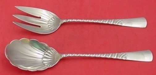 Gorham Colonial Sterling Silver Salad Serving Set 2pc 10.5 inch Scalloped: Gorham Colonial Sterling Silver Salad Serving Set 2pc 10.5 inch Scalloped This exquisite Colonial by Gorham Sterling Silver Salad Serving Set consists of two scalloped pieces, each measuring 10 1/2". 