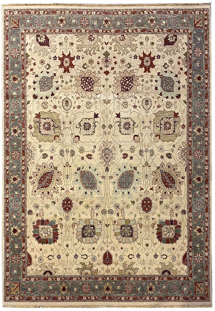 Handmade Agra Area Rug 8' x 10' Beige Green Wool: Handmade Agra Area Rug 8' x 10' Beige Green Wool Free continental US Shipping Introducing the 8' x 10' Quality Handmade Agra Rug in a sophisticated Beige and Green color palette. This exquisite area r