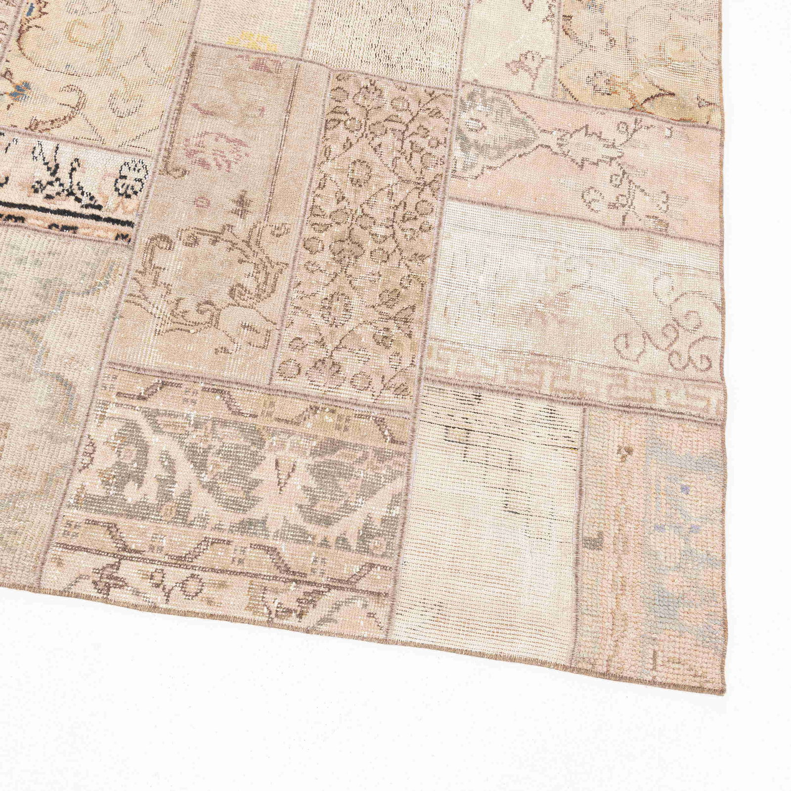 Authentic Handmade Patchwork Carpet Wool on Wool 50.4 x 76.8 - 2