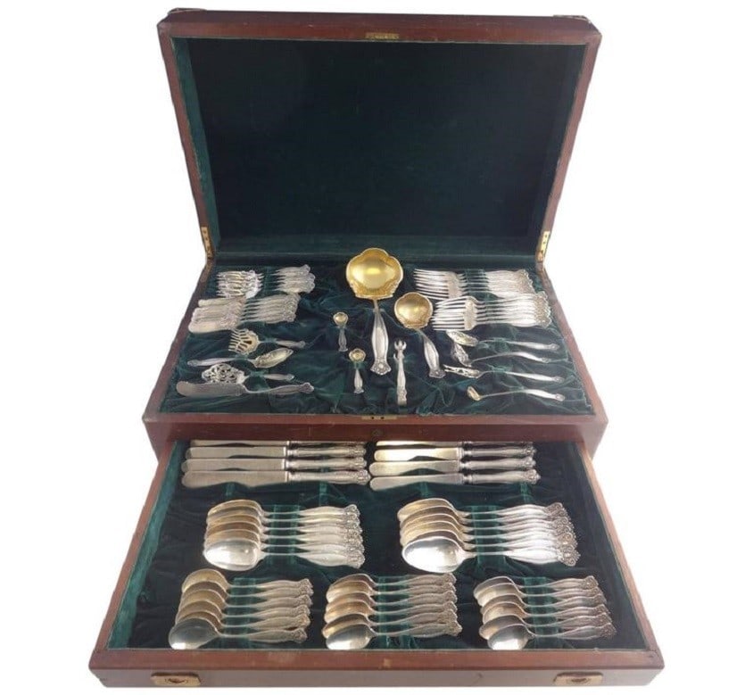 79 Piece Towle Empire Sterling Silver Flatware Chest Set (1 of 12)
