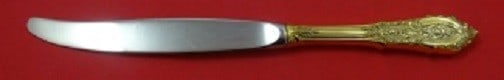 Wallace Rose Point Vermeil Sterling Silver Knife 9 1/8": Wallace Rose Point Vermeil Sterling Silver Knife 9 1/8" This exquisite Rose Point Vermeil knife by Wallace is a classic piece from the early to mid-20th century, dating between 1900 and 1940. Crafted 