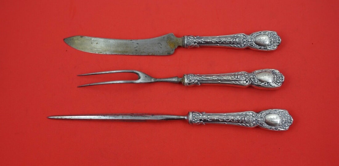 Gorham Florentine Sterling Silver 3-Pc Steak Carving Set: Gorham Florentine Sterling Silver 3-Pc Steak Carving Set Elevate your dining experience with this exquisite 3-piece steak carving set from the Florentine pattern by Gorham. Crafted from high-quality s