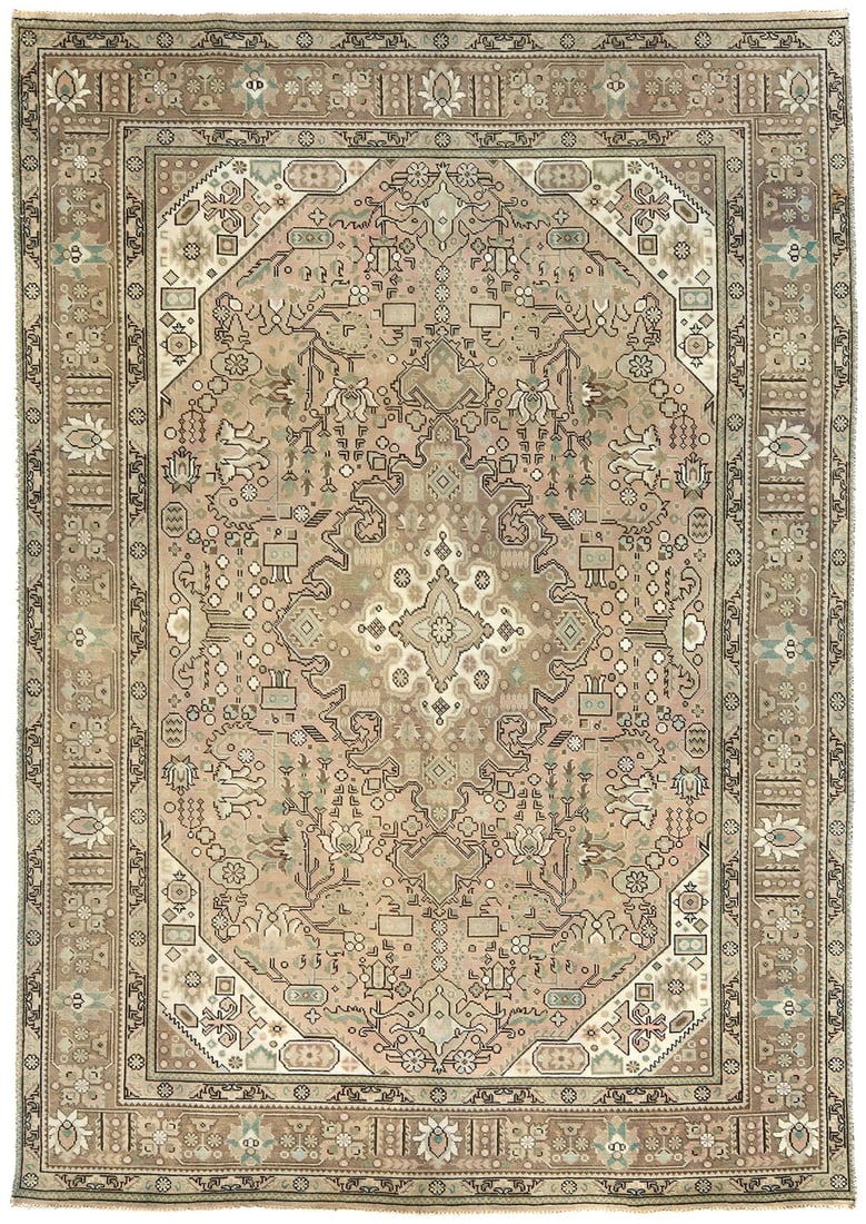 Vintage Floral Hand-Knotted Wool Area Rug 7'10 x 11'2 Farmhouse Style: Vintage Floral Hand-Knotted Wool Area Rug 7'10 x 11'2 Farmhouse Style Enhance your living space with this stunning semi-antique distressed vintage Oriental rug, featuring a beautiful floral design tha