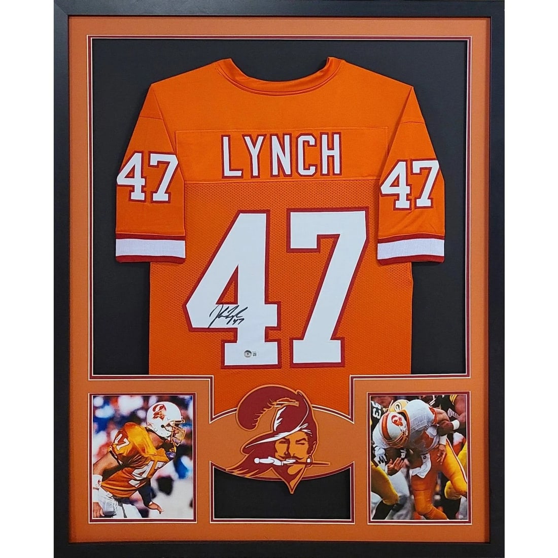 John Lynch Signed Framed Jersey Tampa Bay Buccaneers Beckett Authenticated (1 of 2)
