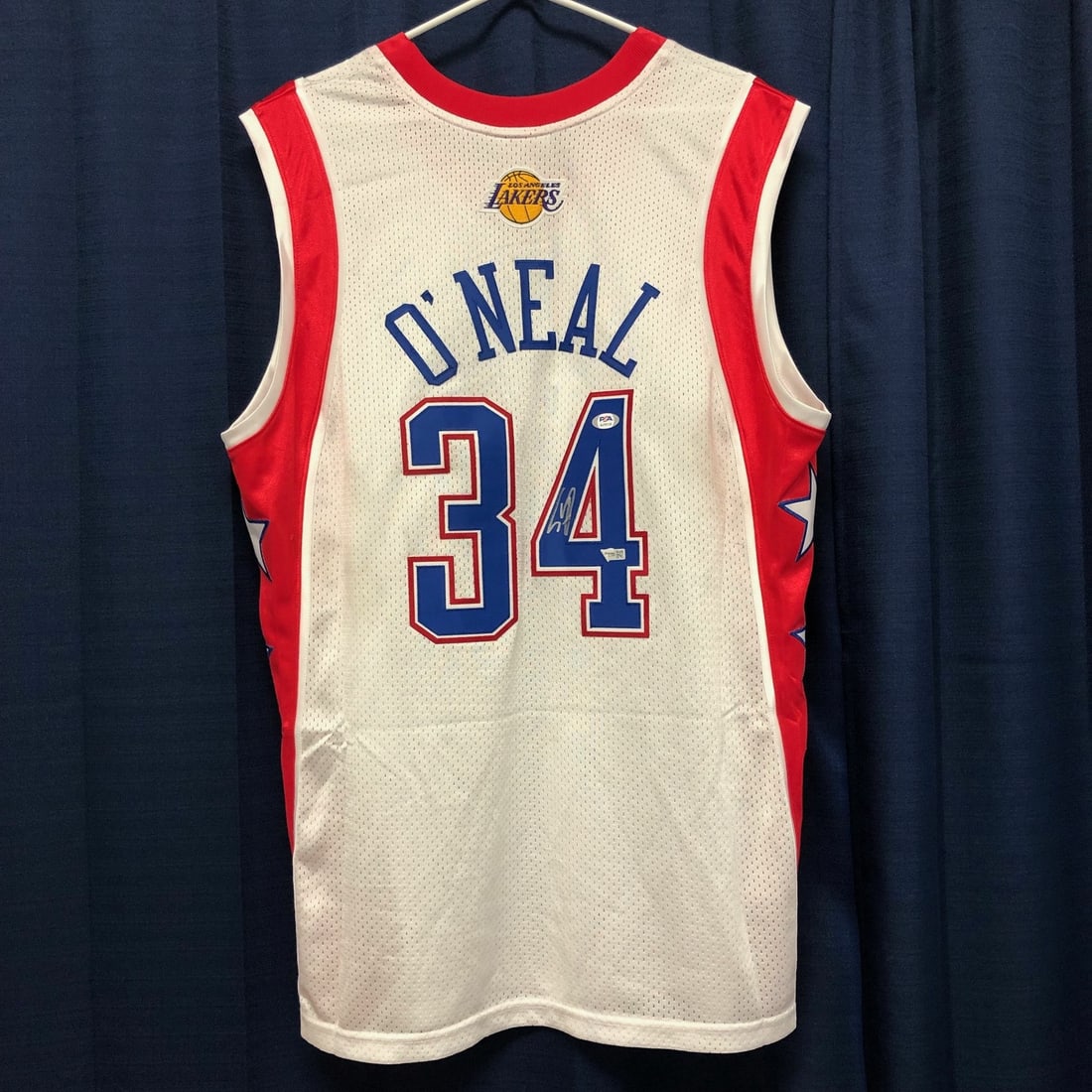 PSA DNA authenticated Shaquille O Neal Lakers autographed jersey: PSA DNA authenticated Shaquille O Neal Lakers autographed jersey This is a Los Angeles Lakers jersey autographed by Shaquille O'Neal, commemorating his time playing for the Western Conference All-Star