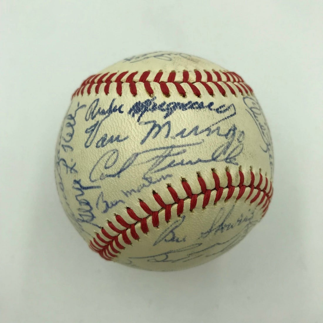 JSA Certified Multi Signed Baseball Joe DiMaggio Frankie Frisch Rube Marquard: JSA Certified Multi Signed Baseball Joe DiMaggio Frankie Frisch Rube Marquard Original signed baseball featuring New York legends and Hall of Famers, highlighted by Joe DiMaggio, Rube Marquard, and Fr