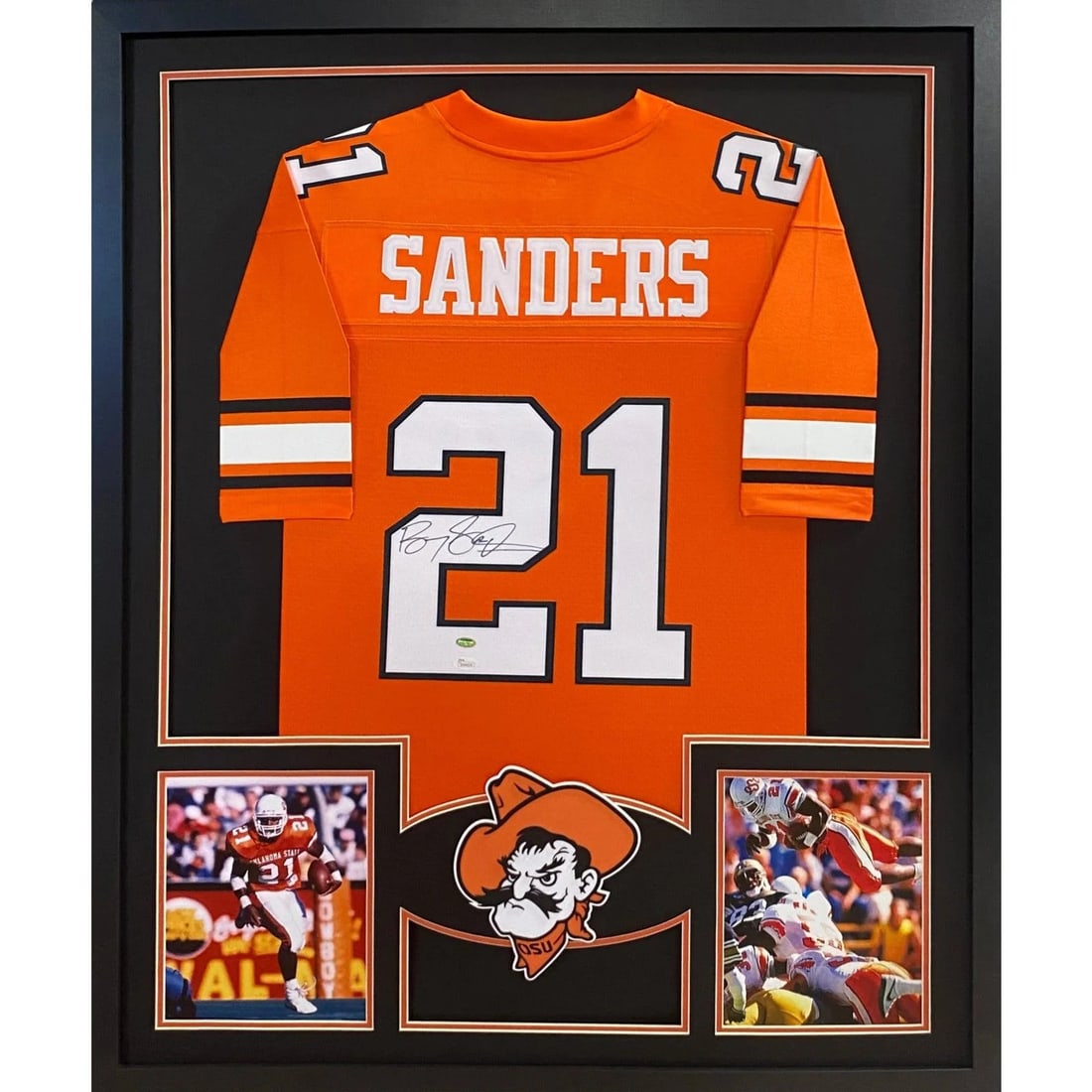 Barry Sanders Signed Framed Jersey JSA Authenticated Oklahoma State 42x34: Barry Sanders Signed Framed Jersey JSA Authenticated Oklahoma State 42x34 Celebrate the legacy of Barry Sanders with this stunning framed and autographed jersey. This collectible piece features a meti