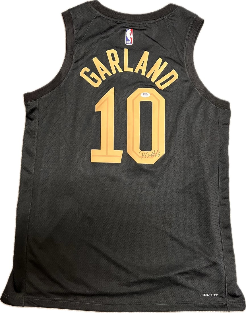 Darius Garland Autographed Jersey PSA/DNA Cleveland Cavaliers Basketball: Darius Garland Autographed Jersey PSA/DNA Cleveland Cavaliers Basketball This is an original Cleveland Cavaliers jersey autographed by Darius Garland, a prominent player in the NBA. The authenticity o