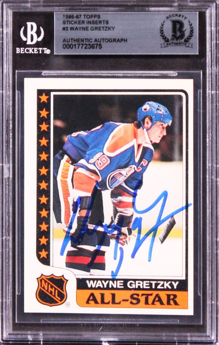 Wayne Gretzky autographed 1986 Topps sticker card Beckett slabbed (1 of 2)