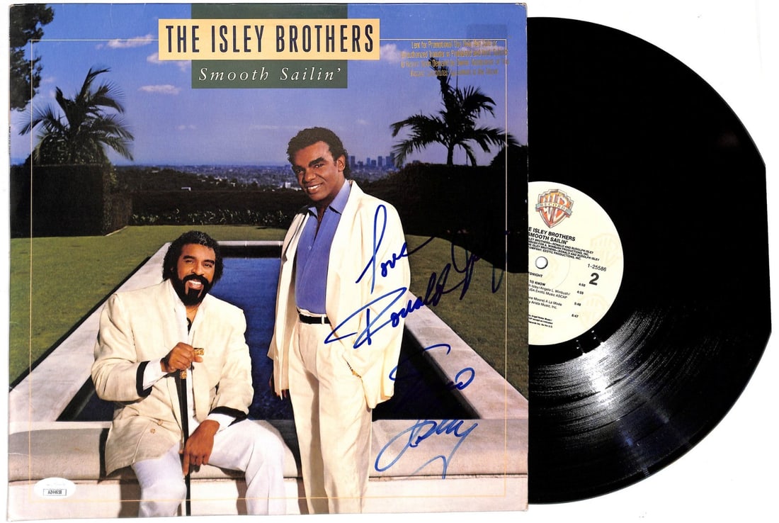 Isley Brothers Smooth Sailin Album Signed Ronald Ernie Isley JSA: Isley Brothers Smooth Sailin Album Signed Ronald Ernie Isley JSA This is a pre-owned original album of "Smooth Sailin" by The Isley Brothers, featuring the signatures of Ronald Isley and Ernie Isley. 