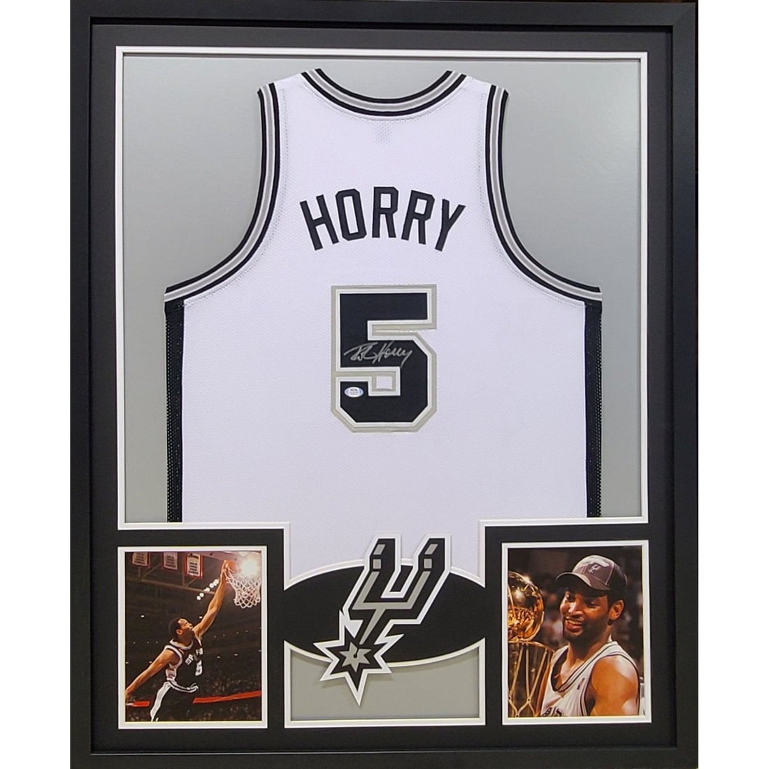 Framed San Antonio Spurs Jersey Signed by Robert Horry PSA DNA Authenticated: Framed San Antonio Spurs Jersey Signed by Robert Horry PSA DNA Authenticated This is an original San Antonio Spurs jersey autographed by Robert Horry, professionally framed and authenticated by PSA/DN