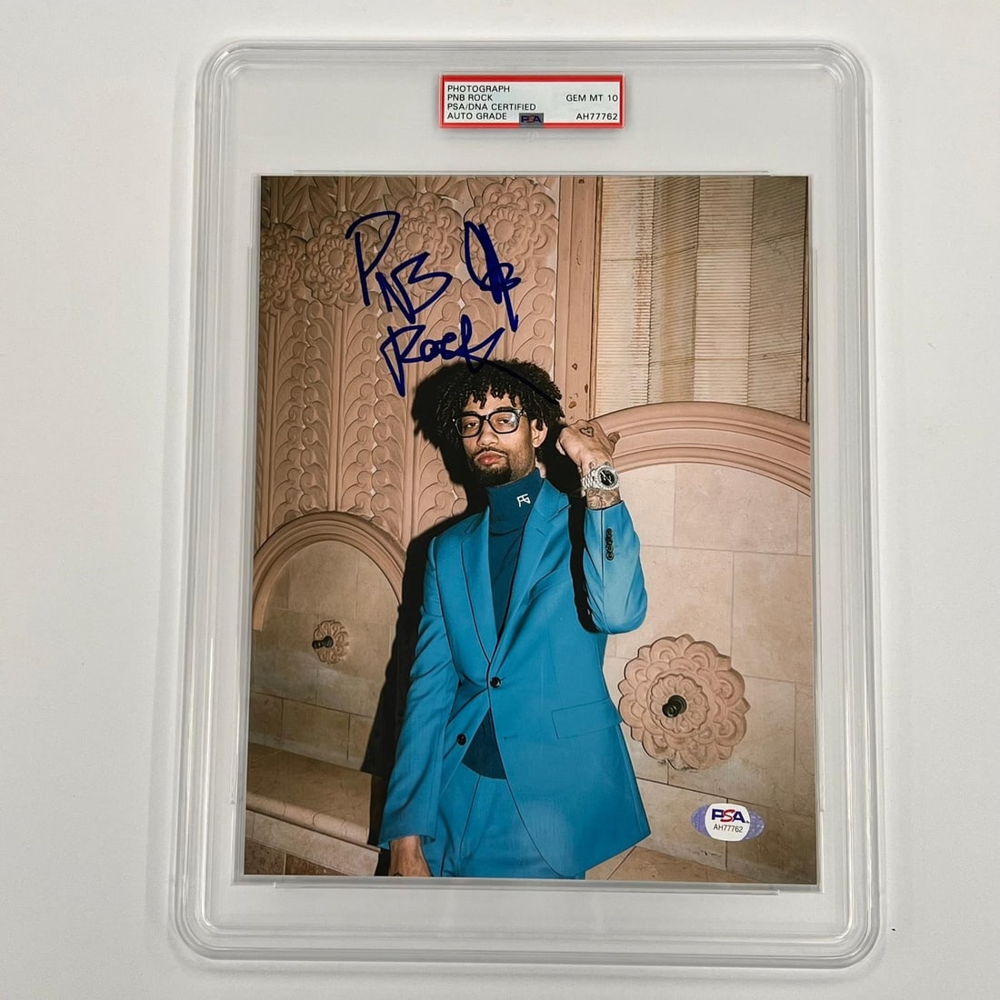 PNB Rock Signed 8x10 Photograph PSA/DNA AUTO 10 Slabbed: PNB Rock Signed 8x10 Photograph PSA/DNA AUTO 10 Slabbed This item features a professionally printed 8x10 photograph signed by the renowned rapper PNB Rock. The autograph has been authenticated by expe
