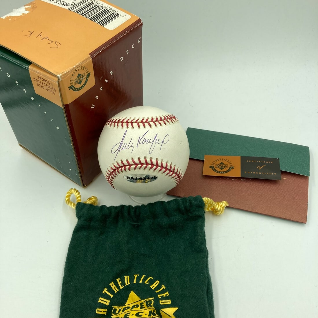 Sandy Koufax autographed MLB ball Upper Deck Authentic COA: Sandy Koufax autographed MLB ball Upper Deck Authentic COA This official Major League Baseball is signed by Sandy Koufax and comes with a Certificate of Authenticity from Upper Deck (UDA). The ball is