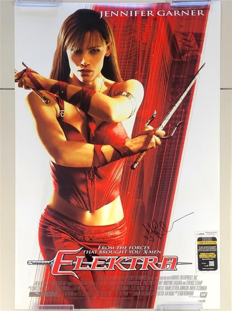 Elektra 24x36 Poster Signed by Jennifer Garner JSA Authenticated: Elektra 24x36 Poster Signed by Jennifer Garner JSA Authenticated This is an original 24x36 inch movie poster for the film Elektra, personally signed by Jennifer Garner. The autograph has been authenti