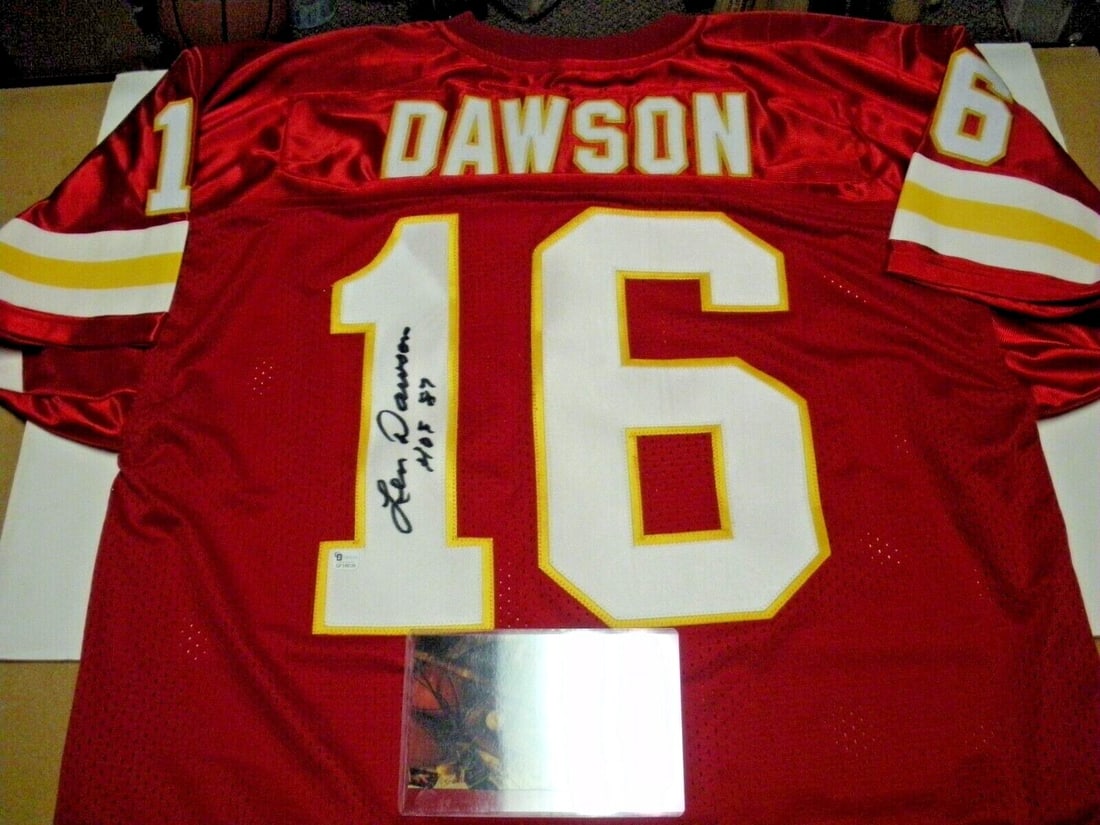 Signed Len Dawson Kansas City Chiefs Jersey With GAI COA Hall Of Fame 1987: Signed Len Dawson Kansas City Chiefs Jersey With GAI COA Hall Of Fame 1987 This is a pre-owned Kansas City Chiefs jersey featuring the signature of Len Dawson, the Hall of Fame quarterback and Super B