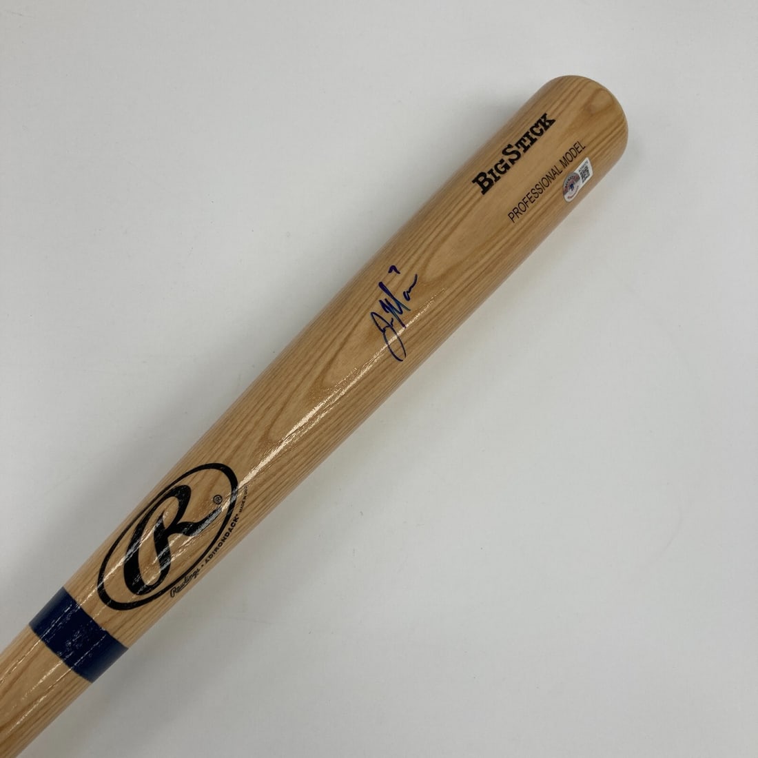 Joe Mauer Signed Rawlings Big Stick Bat Beckett Certified: Joe Mauer Signed Rawlings Big Stick Bat Beckett Certified This is an original Joe Mauer signed Rawlings Big Stick baseball bat, authenticated by Beckett Authentication Services (BAS). The bat is a tre