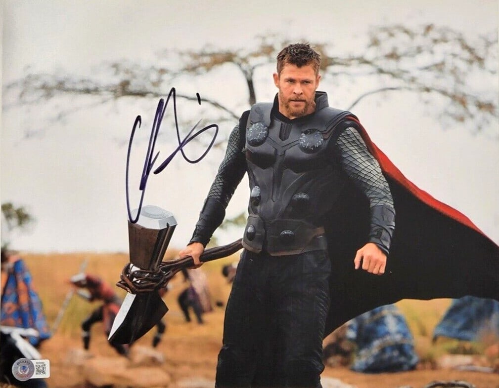 Chris Hemsworth autograph on Marvel Avengers 11x14 photo authenticated by Beckett (1 of 3)