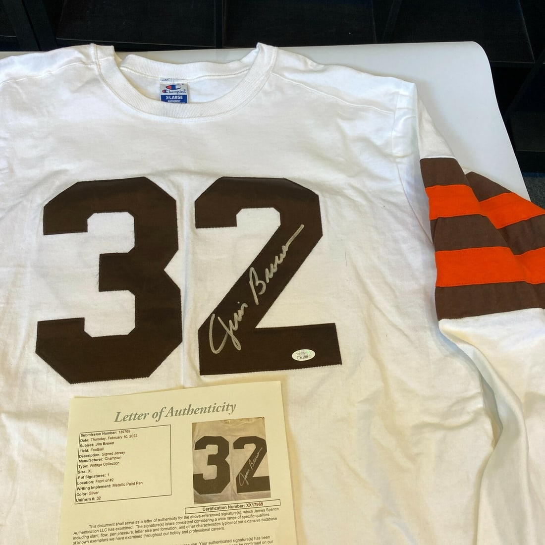 Jim Brown Signed 1964 Cleveland Browns Jersey with JSA COA: Jim Brown Signed 1964 Cleveland Browns Jersey with JSA COA This is an authentic 1964 Cleveland Browns game model jersey signed by legendary football player Jim Brown. The jersey comes with a full lett