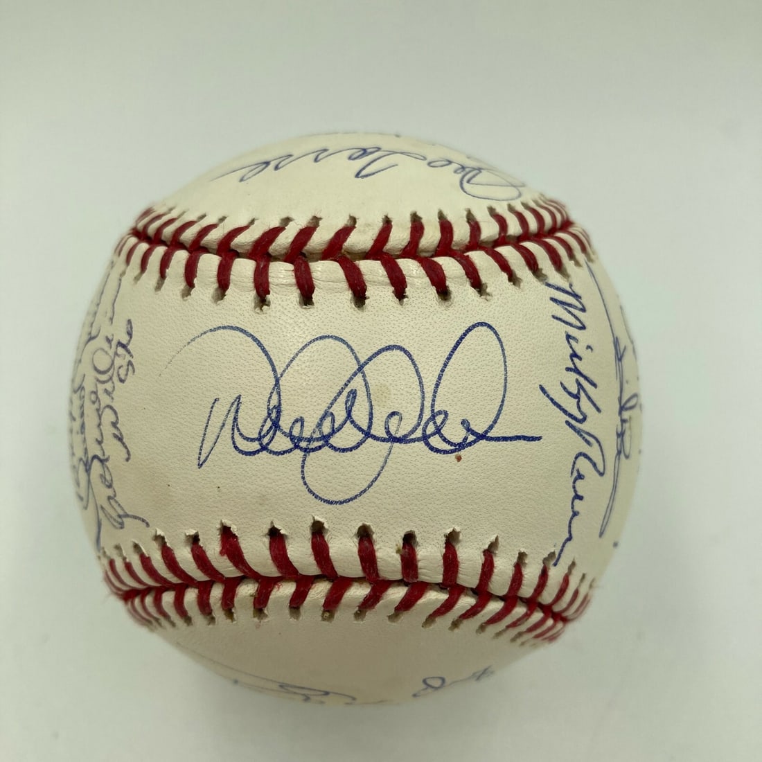Yankees 100th Anniversary Baseball Signed by 19 Legends Steiner Authenticated: Yankees 100th Anniversary Baseball Signed by 19 Legends Steiner Authenticated This Rawlings baseball commemorates the 100th anniversary of the New York Yankees (1903-2003) and features signatures from