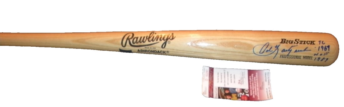 Signed Carl Yastrzemski Bat With JSA COA Triple Crown 1967 Hall Of Fame 1989: Signed Carl Yastrzemski Bat With JSA COA Triple Crown 1967 Hall Of Fame 1989 This is a pre-owned Big Stick bat signed by Carl Yastrzemski, featuring his achievements with the Boston Red Sox, including
