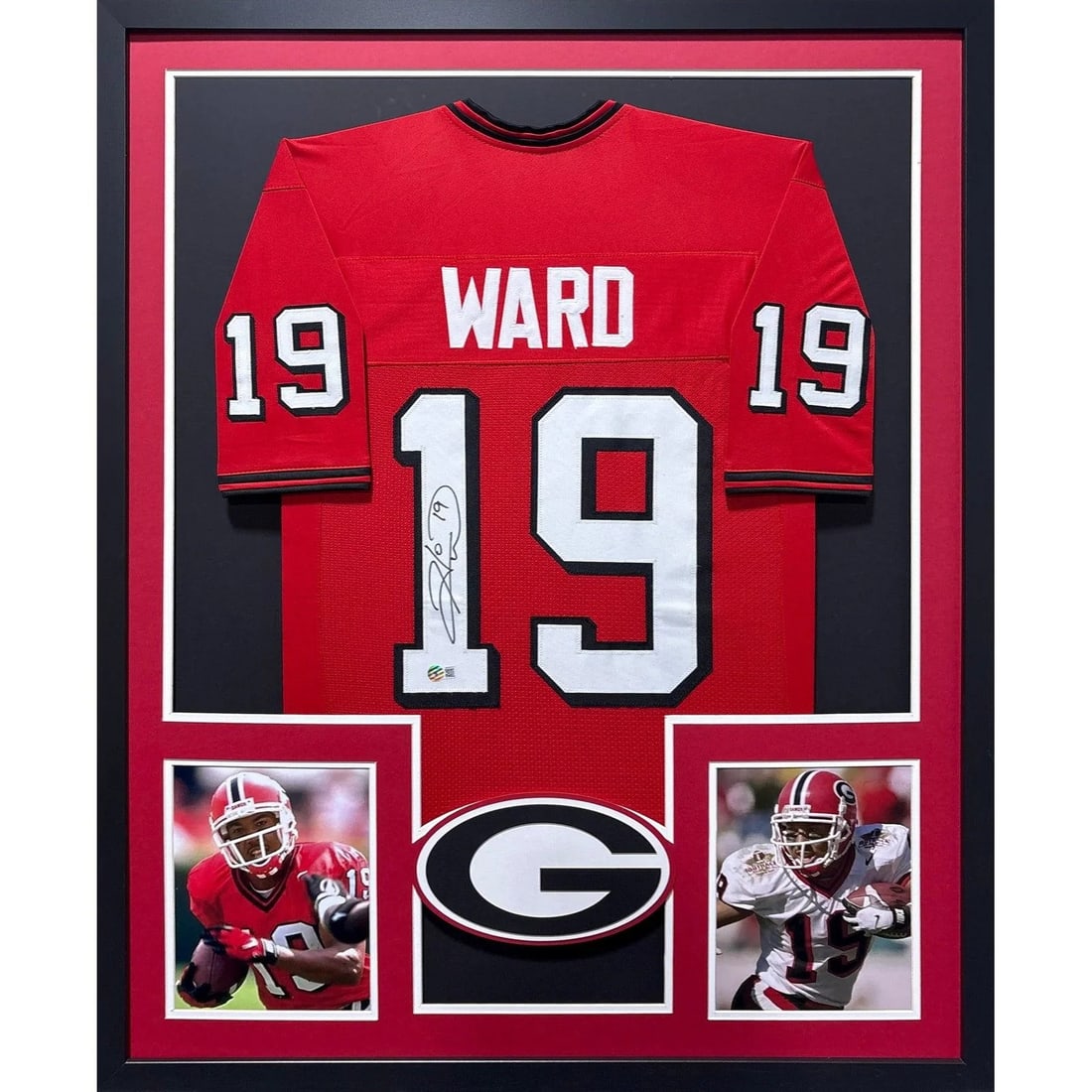 Beckett Authenticated Hines Ward Framed Georgia Bulldogs Jersey: Beckett Authenticated Hines Ward Framed Georgia Bulldogs Jersey This is a framed Georgia Bulldogs jersey autographed by Hines Ward. The jersey is authenticated by Beckett and features a tamper-proof s