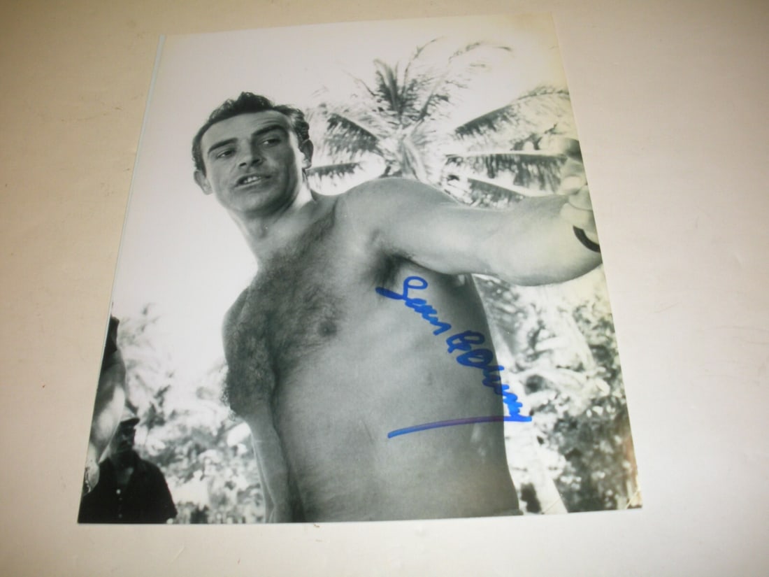 Signed Sean Connery 8x10 Original Photograph with COA (1 of 1)