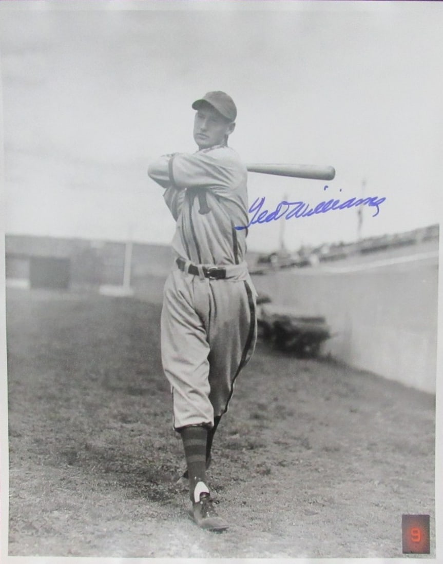 Ted Williams Signed 16x20 Black White Photo With Green Diamond Hologram: Ted Williams Signed 16x20 Black White Photo With Green Diamond Hologram This is a 16x20 inch black and white photograph signed by Hall of Famer Ted Williams. The autograph is authenticated by TWF and 