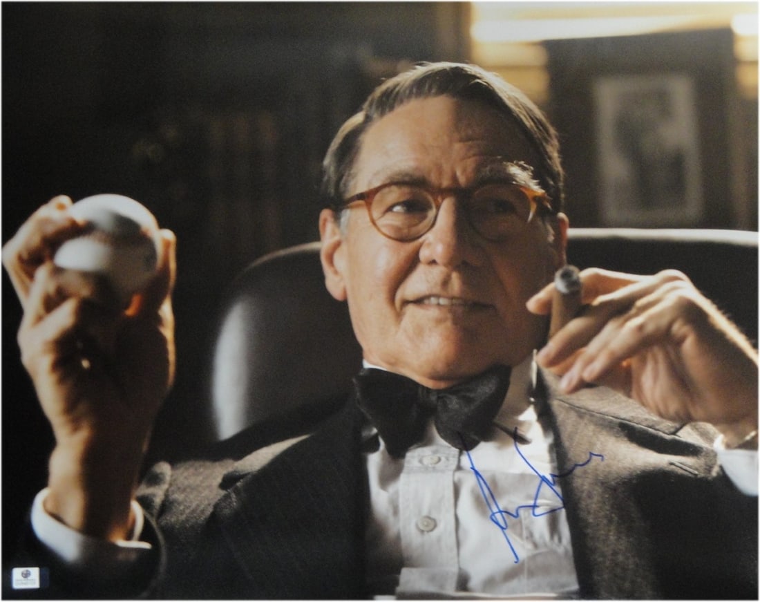 Harrison Ford Signed 16x20 Photo Authenticated by Global Authentics: Harrison Ford Signed 16x20 Photo Authenticated by Global Authentics This stunning 16x20 photograph features the signature of Harrison Ford, authenticated by Global Authentics (GAI). A true collectible
