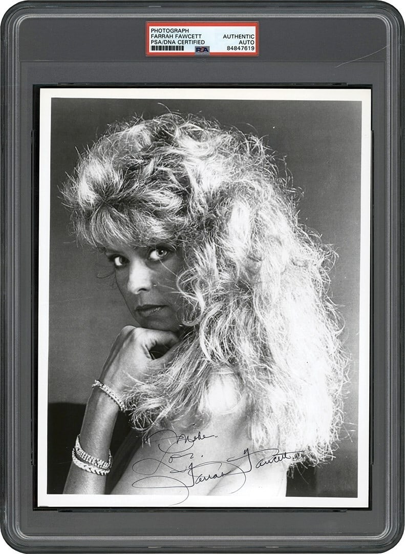 Farrah Fawcett Signed 8x10 Photo with PSA/DNA Certification: Farrah Fawcett Signed 8x10 Photo with PSA/DNA Certification This authentic 8x10 photograph features the signature and inscription of Farrah Fawcett, a cultural icon known for her role in the groundbre