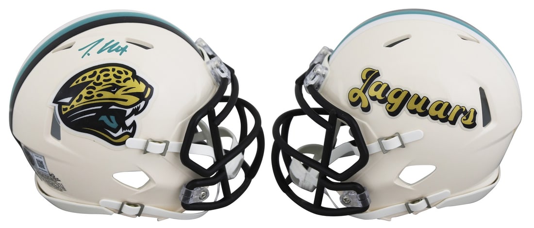 Travis Hunter signed Jaguars retro speed mini helmet Beckett witnessed: Travis Hunter signed Jaguars retro speed mini helmet Beckett witnessed Authentic signed retro Speed mini helmet featuring Travis Hunter of the Jacksonville Jaguars. This original autographed item is B