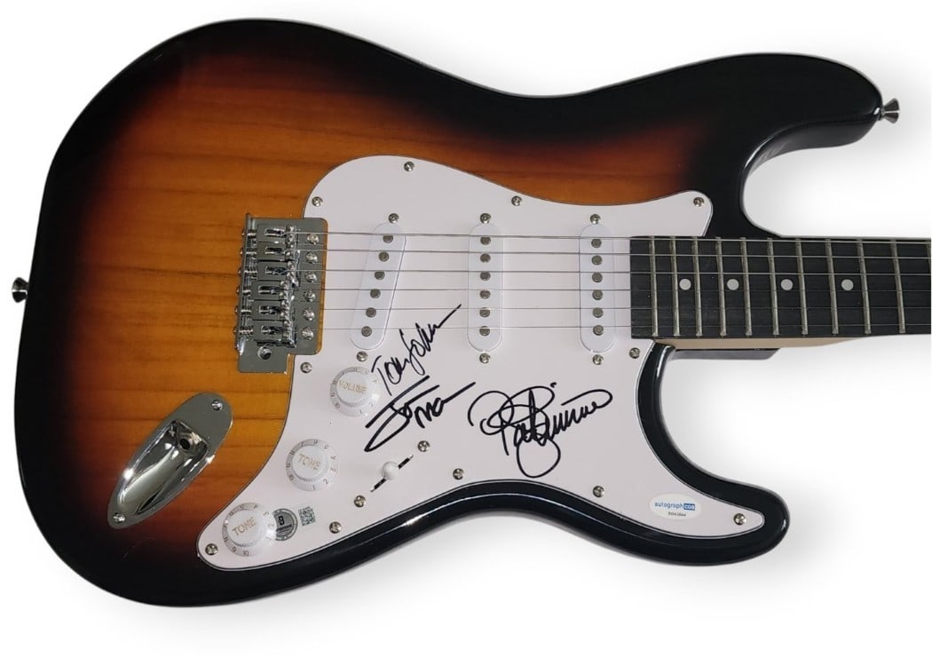 The Doobie Brothers Autographed Guitar Beckett Authenticated: The Doobie Brothers Autographed Guitar Beckett Authenticated This original autographed guitar from The Doobie Brothers is a must-have for any fan. Signed by band members Tom Johnston, Patrick Simmons,
