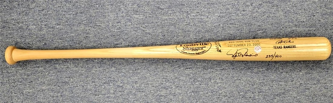 Rafael Palmeiro Signed Bat 400 HR Club Texas Rangers Beckett BAS: Rafael Palmeiro Signed Bat 400 HR Club Texas Rangers Beckett BAS Celebrate baseball history with this authentic Rafael Palmeiro signed bat, commemorating his achievement as a member of the 400 HR Club