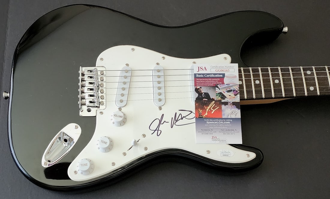 Electric Guitar Signed by Glen Matlock Sex Pistols Authenticated by JSA (1 of 3)