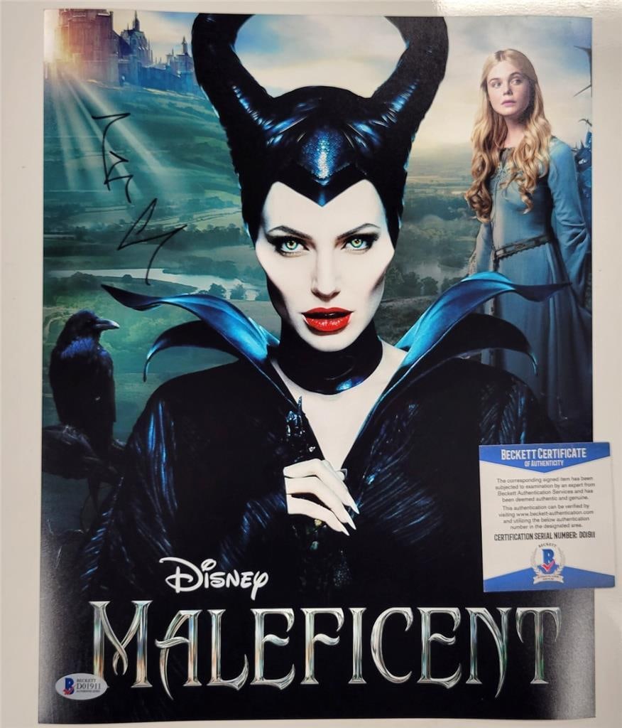 Angelina Jolie Maleficent 11x14 Photo Signed Beckett COA: Angelina Jolie Maleficent 11x14 Photo Signed Beckett COA This is an original 11x14 photograph of Angelina Jolie, signed by the actress herself. The photo features a striking image from the movie 'Male