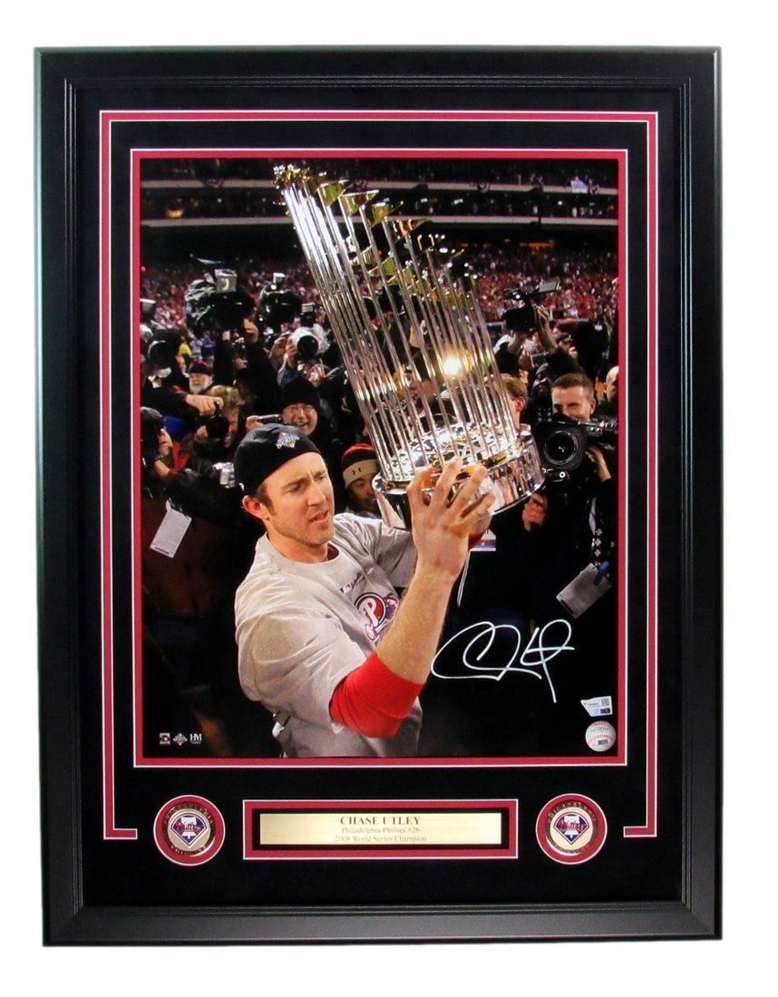 Framed 16x20 Signed Chase Utley Phillies Photo Fanatics Authentic: Framed 16x20 Signed Chase Utley Phillies Photo Fanatics Authentic Framed original 16x20 photograph signed by Chase Utley and featuring the Philadelphia Phillies. This baseball collectible is presented