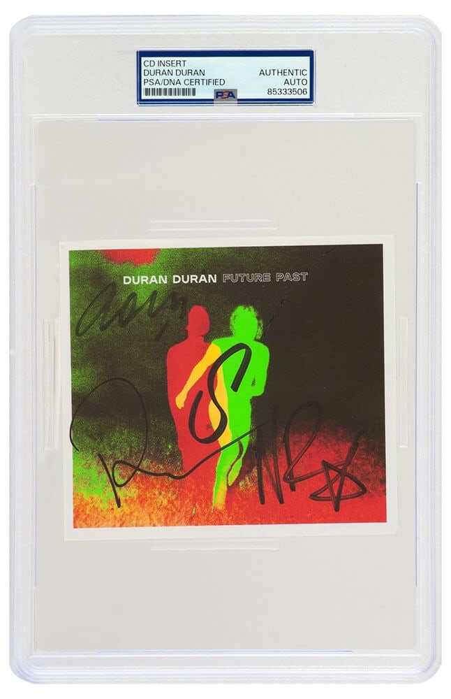 Duran Duran Signed Future Past CD Insert with 4 Signatures PSA/DNA: Duran Duran Signed Future Past CD Insert with 4 Signatures PSA/DNA This original 'Future Past' 5x5 CD insert is a unique collectible signed by all four members of Duran Duran: Simon Le Bon, Nick Rhode