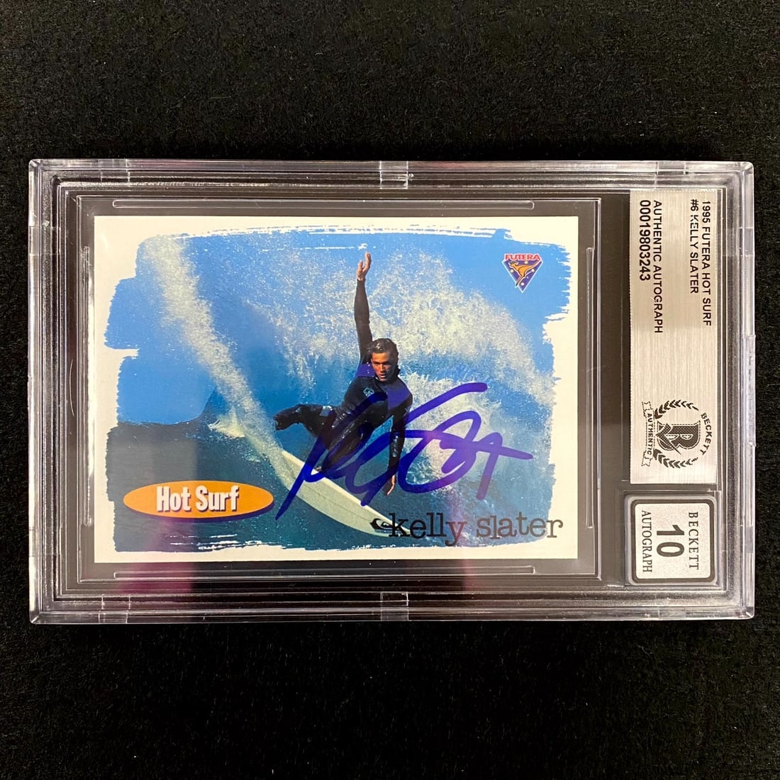 Kelly Slater 1995 Futera Hot Surf rookie autograph card BAS 10 (1 of 4)