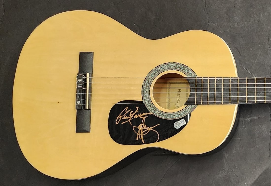 Beckett Authenticated Peter Paul Mary signed acoustic guitar (1 of 4)