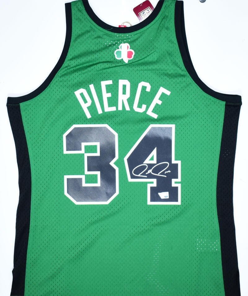 Boston Celtics HWC Swingman Jersey signed by Paul Pierce (1 of 6)