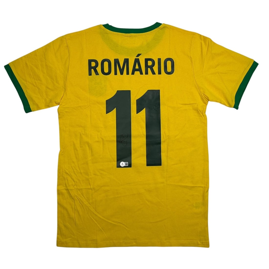 Romario Signed Brazil Soccer Jersey Yellow Beckett BAS Authenticated: Romario Signed Brazil Soccer Jersey Yellow Beckett BAS Authenticated Pre-owned yellow Brazil soccer jersey signed by Romario. This original autographed jersey comes with third-party authentication fro