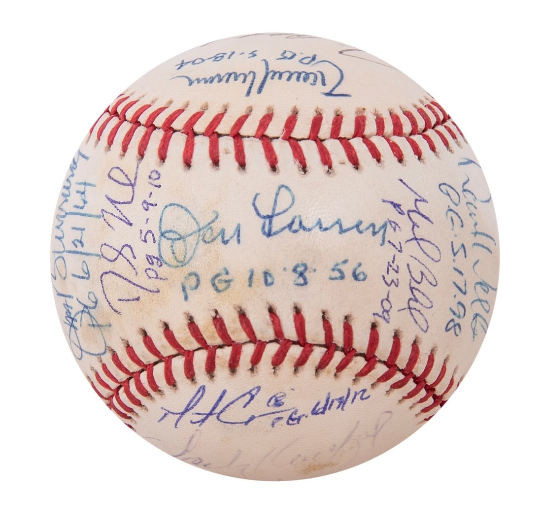 18 Signed Perfect Game Pitchers Baseball with Beckett COA: 18 Signed Perfect Game Pitchers Baseball with Beckett COA This extraordinary baseball is a unique collectible featuring the signatures of 18 pitchers who have achieved the rare feat of throwing a perf
