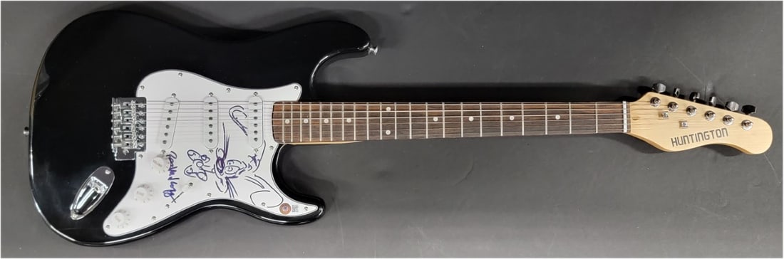 Electric Guitar Signed by Rob Minkoff with Roger Rabbit Sketch Beckett Authenticated (1 of 4)